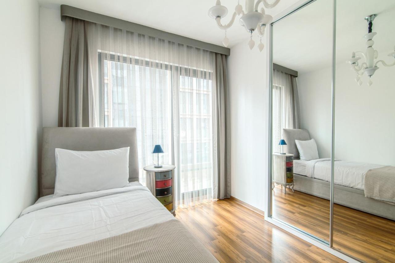 Appartement Modern Flat Near Sapphire Shopping Mall